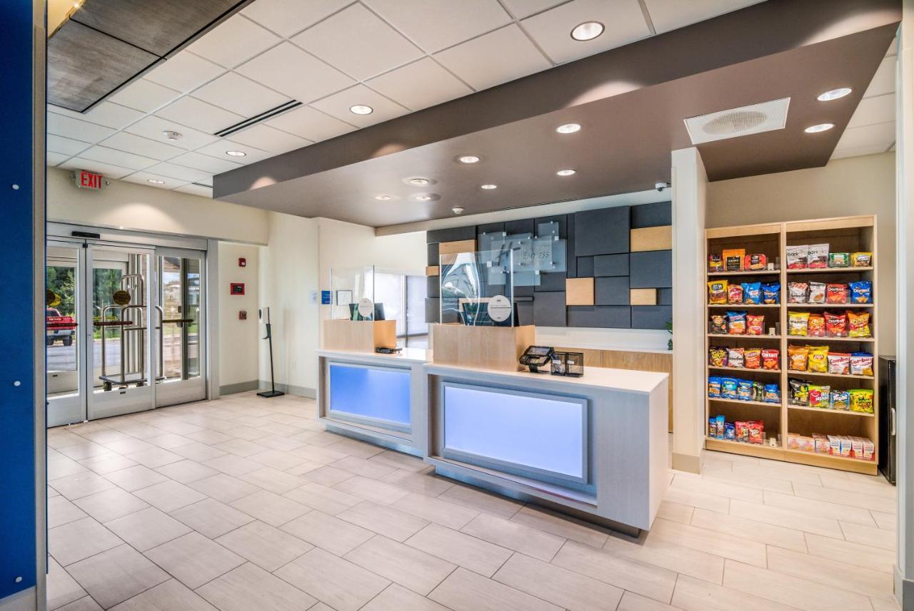 Holiday Inn Express & Suites - Asheboro By Ihg Exterior foto